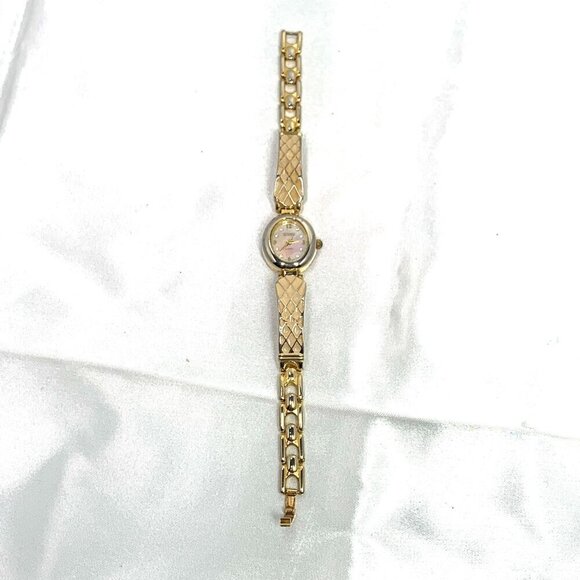 Vintage Gitanoe Womens Gold Tone Mother of Pearl Quartz Watch Diamond Accents - Picture 6 of 12